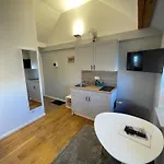 Lendelhaus & Historische Saftfabrik Apartmán