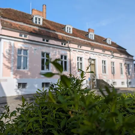 Lendelhaus & Historische Saftfabrik 韦尔德尔