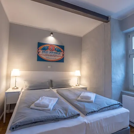Lendelhaus & Historische Saftfabrik Apartman